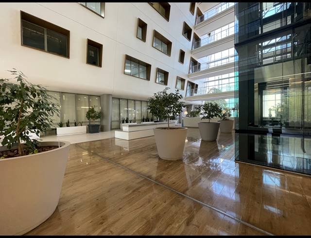 559M² OFFICE TO LET IN SANDTON CENTRAL